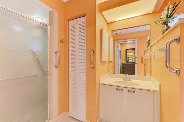 1934 COVE POINTE DRIVE, Venice, FL 34293
