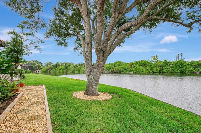 1934 COVE POINTE DRIVE, Venice, FL 34293