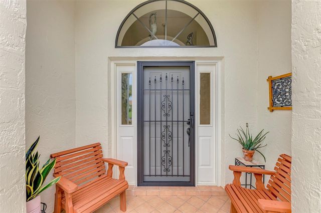 1934 COVE POINTE DRIVE, Venice, FL 34293