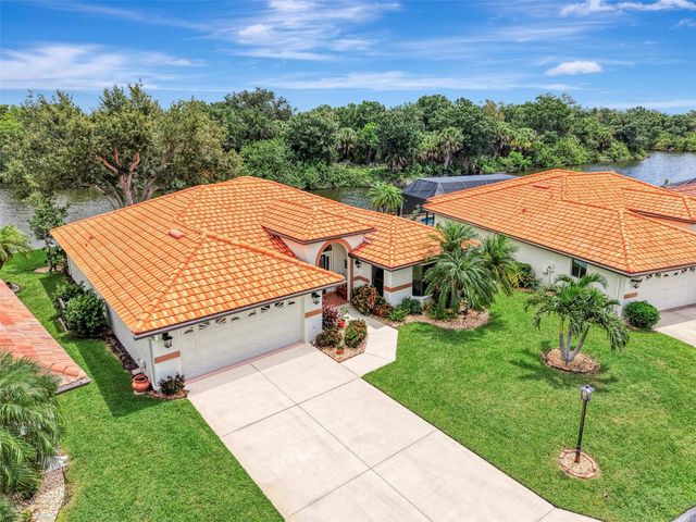 1934 COVE POINTE DRIVE, Venice, FL 34293