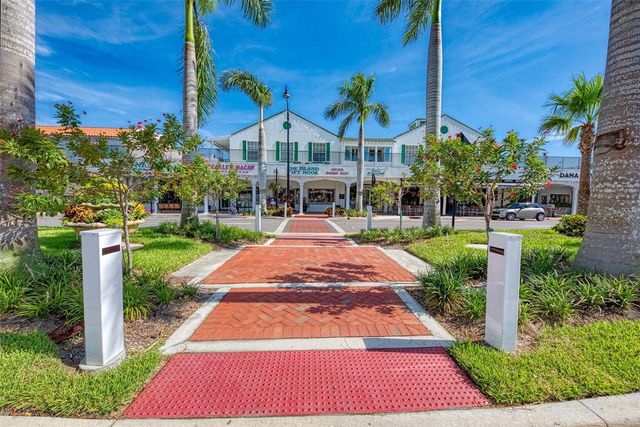 1934 COVE POINTE DRIVE, Venice, FL 34293
