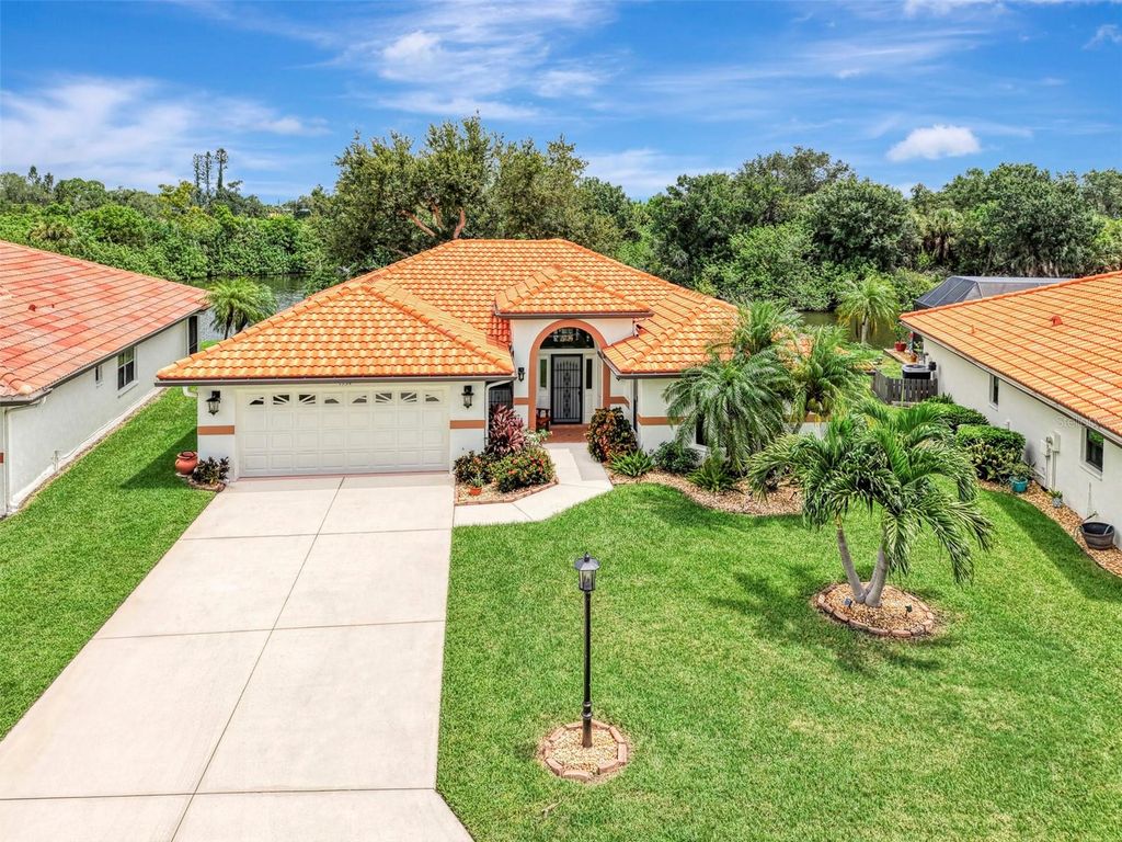 1934 COVE POINTE DRIVE, Venice, FL 34293