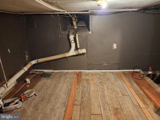 46 LINCOLN AVE, Trenton, NJ 08609