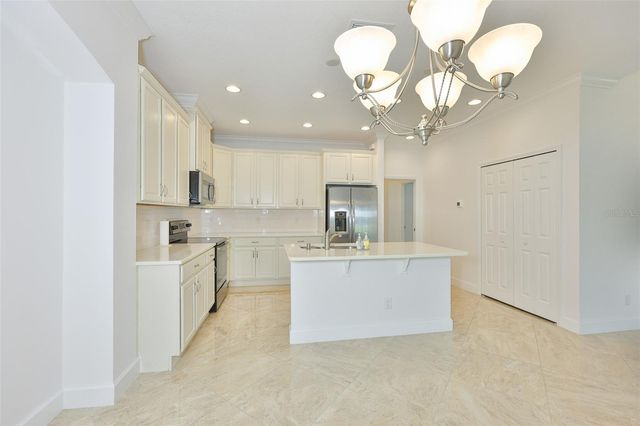 606 CHIPPER DRIVE, Sun City Center, FL 33573