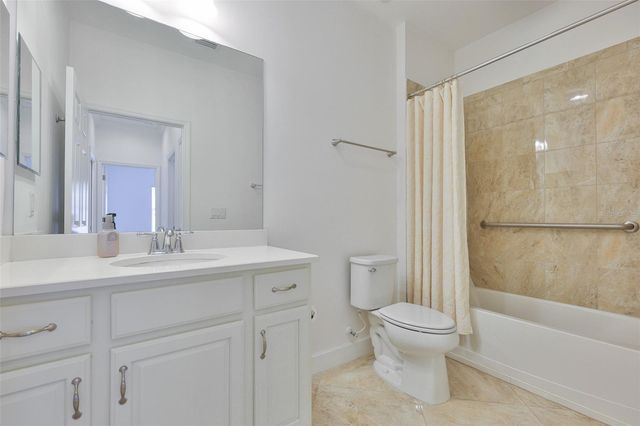 606 CHIPPER DRIVE, Sun City Center, FL 33573