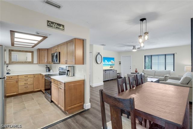 27051 Edgewood ST, Bonita Springs, FL 34135