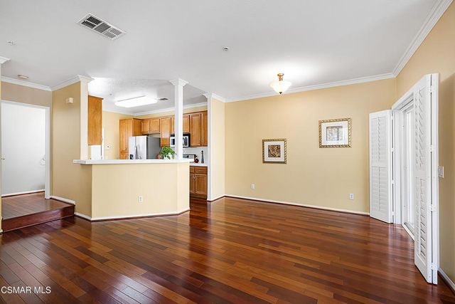1325 Ashton Park Lane, Newbury Park, CA 91320