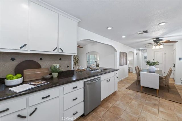 1153 Menlo Avenue, Clovis, CA 93612
