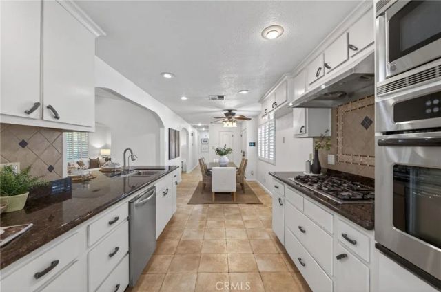 1153 Menlo Avenue, Clovis, CA 93612