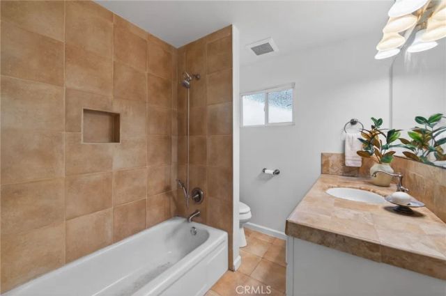 1153 Menlo Avenue, Clovis, CA 93612