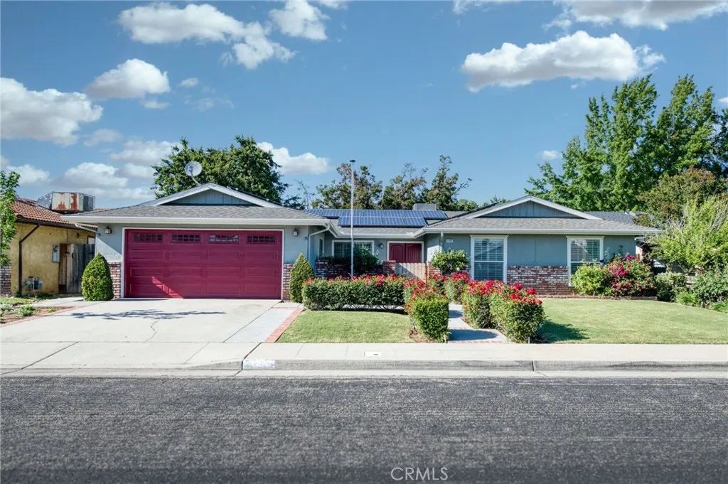 1153 Menlo Avenue, Clovis, CA 93612