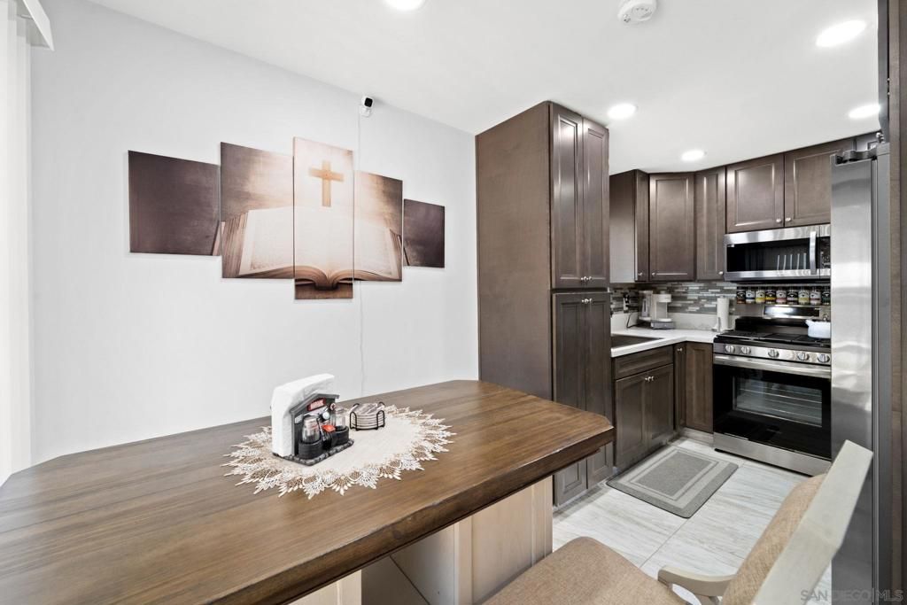 196 W Park Ave 1, El Cajon, CA 92020 — photo 3