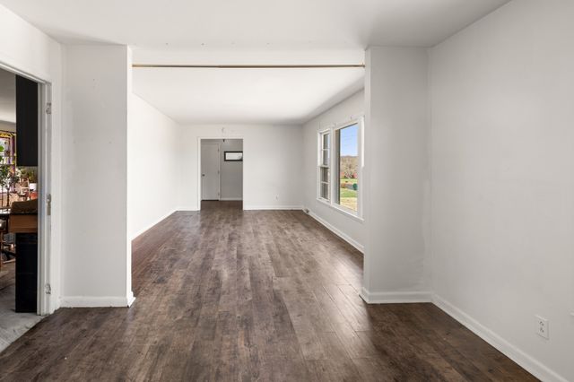 1307 Carroll Dr, Pulaski, TN 38478