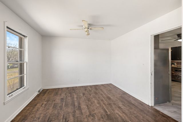 1307 Carroll Dr, Pulaski, TN 38478