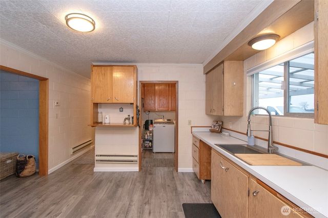 163 Cliff Robinson Lane, Sequim, WA 98382