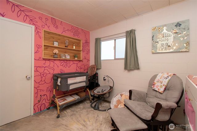 163 Cliff Robinson Lane, Sequim, WA 98382