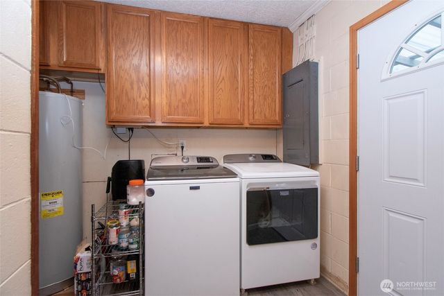 163 Cliff Robinson Lane, Sequim, WA 98382