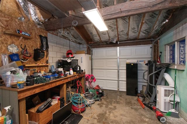 163 Cliff Robinson Lane, Sequim, WA 98382