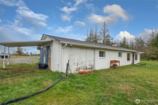 163 Cliff Robinson Lane, Sequim, WA 98382