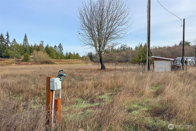 163 Cliff Robinson Lane, Sequim, WA 98382