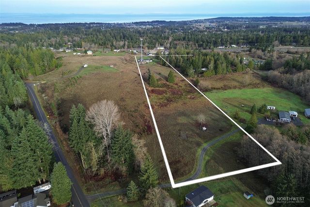 163 Cliff Robinson Lane, Sequim, WA 98382