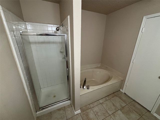 6421 Nellie Drive, Arlington, TX 76002