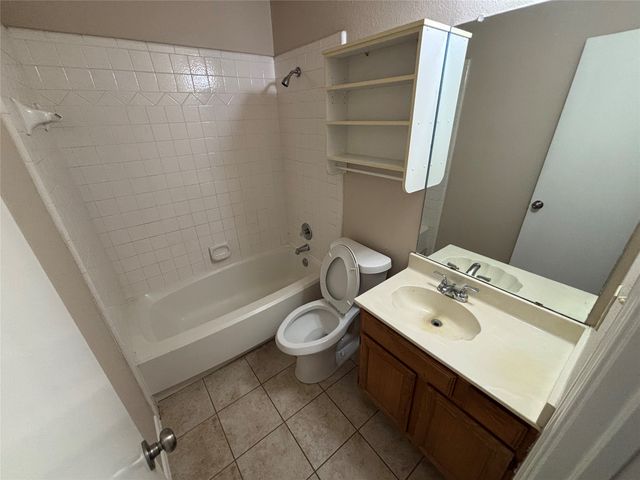 6421 Nellie Drive, Arlington, TX 76002