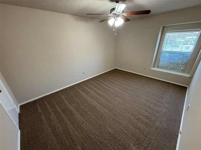 6421 Nellie Drive, Arlington, TX 76002
