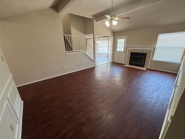 6421 Nellie Drive, Arlington, TX 76002