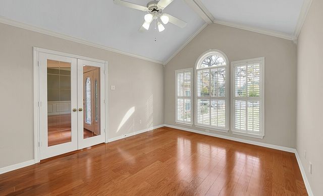 75 Sugar Creek Place, Woodway, TX 76712