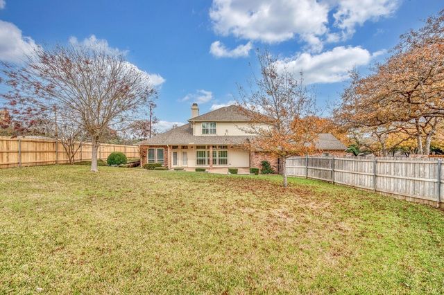 75 Sugar Creek Place, Woodway, TX 76712
