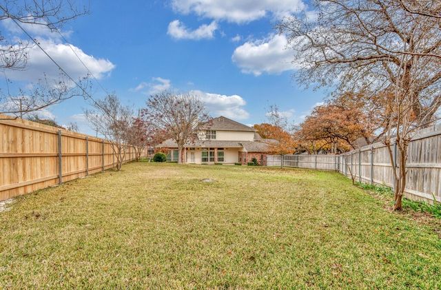 75 Sugar Creek Place, Woodway, TX 76712