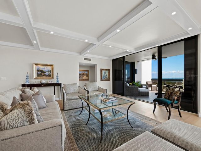 2016 HARBOURSIDE DRIVE 317, Longboat Key, FL 34228