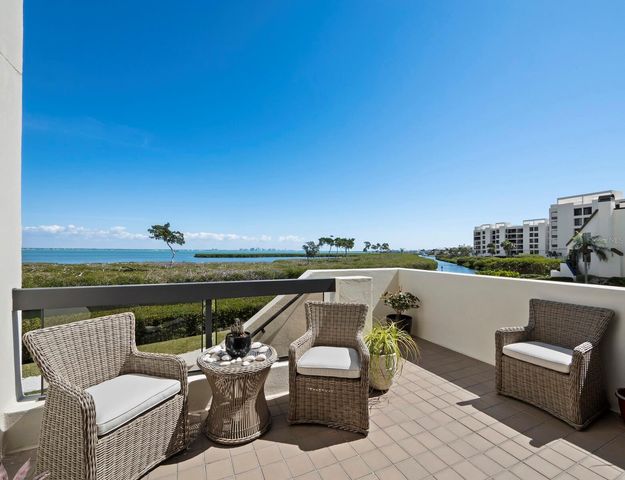 2016 HARBOURSIDE DRIVE 317, Longboat Key, FL 34228