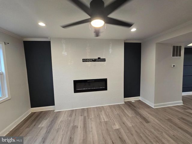 3213 LEIGHTON AVE, Baltimore, MD 21215