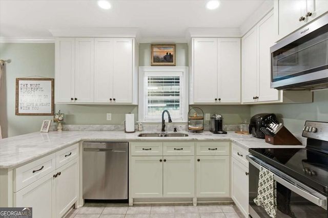 206 Oakwood Street NW, Rome, GA 30165