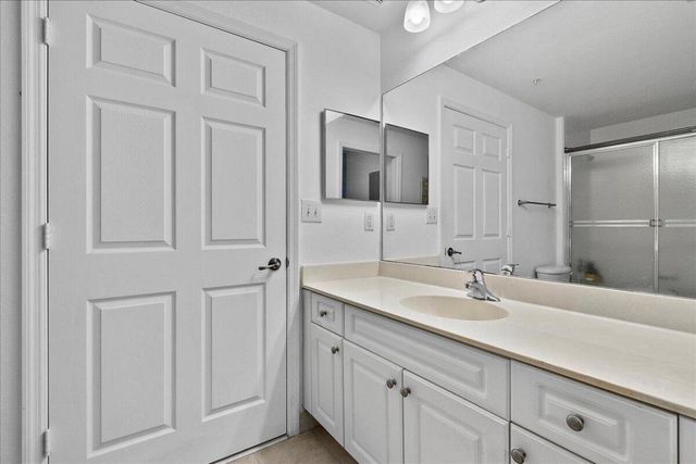 2804 Sarento Place 303, Palm Beach Gardens, FL 33410