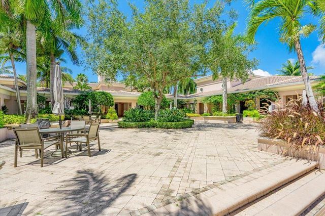 2804 Sarento Place 303, Palm Beach Gardens, FL 33410