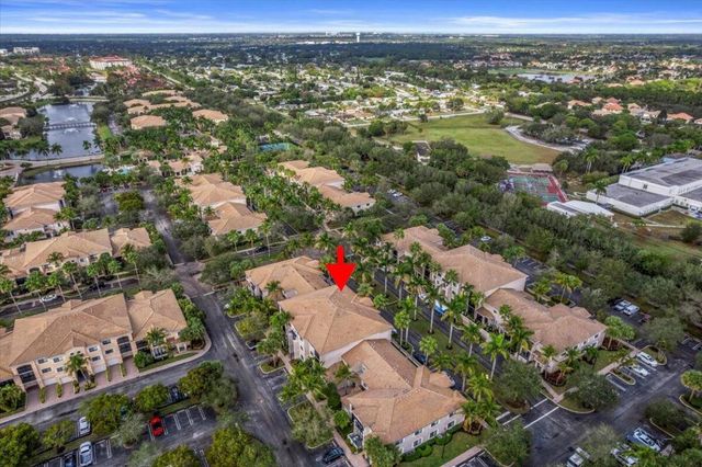 2804 Sarento Place 303, Palm Beach Gardens, FL 33410