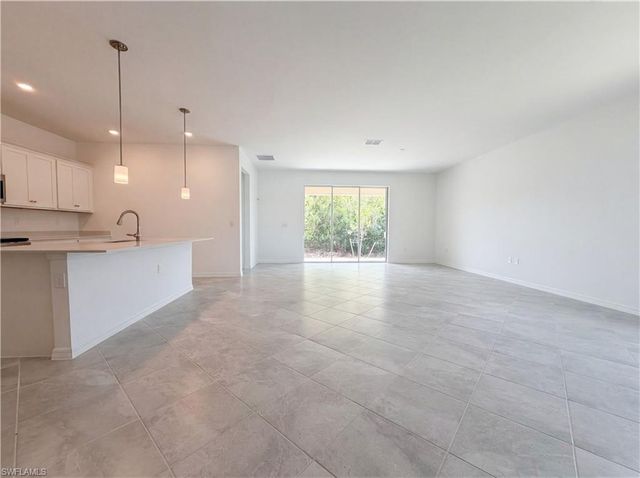 3818 46th ST, Cape Coral, FL 33993