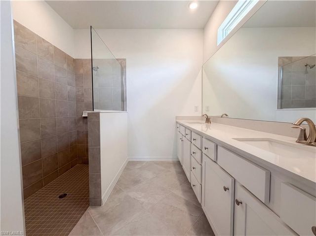 3818 46th ST, Cape Coral, FL 33993