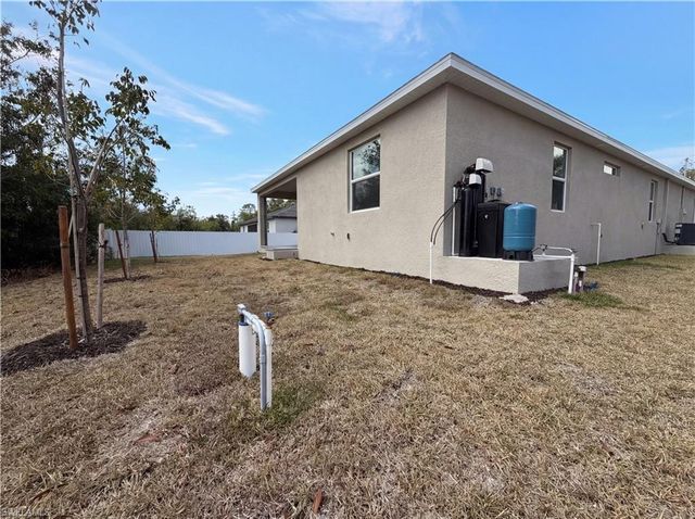 3818 46th ST, Cape Coral, FL 33993