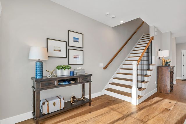 60 White Oaks Rd Unit 27, Laconia, NH 03246