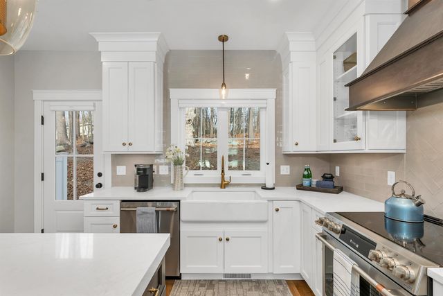 60 White Oaks Rd Unit 27, Laconia, NH 03246