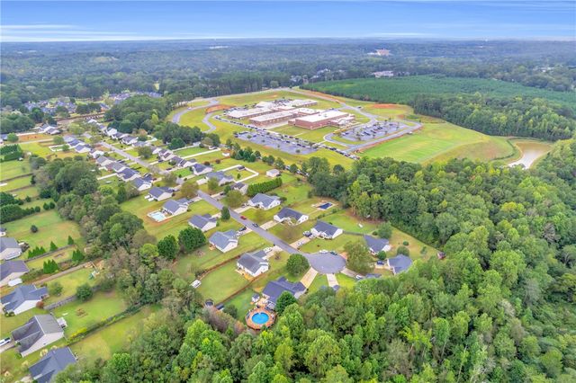 129 Saint James Court, Anderson, SC 29621