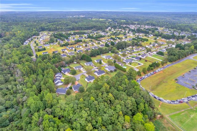 129 Saint James Court, Anderson, SC 29621