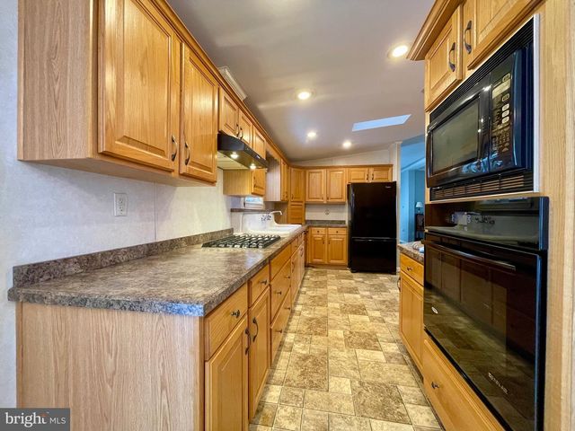 41 SPRING ROAD, Boyertown, PA 19512