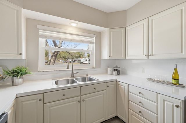 908 HARDY DRIVE, Tampa, FL 33613