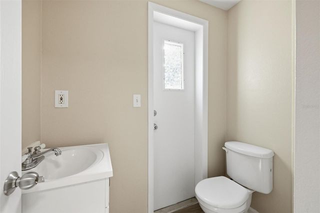 908 HARDY DRIVE, Tampa, FL 33613