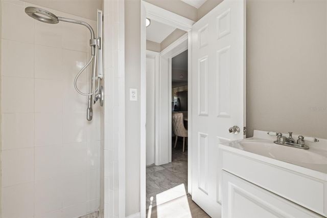 908 HARDY DRIVE, Tampa, FL 33613